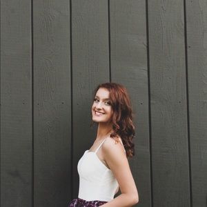 Meet your Posher, Olivia